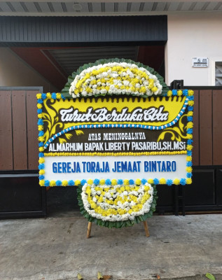 Papan Bunga Duka di Payakumbuh Timur
